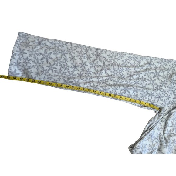 Adonna Sleepwear Snow Flake Pajamas Size Medium - Picture 8 of 16